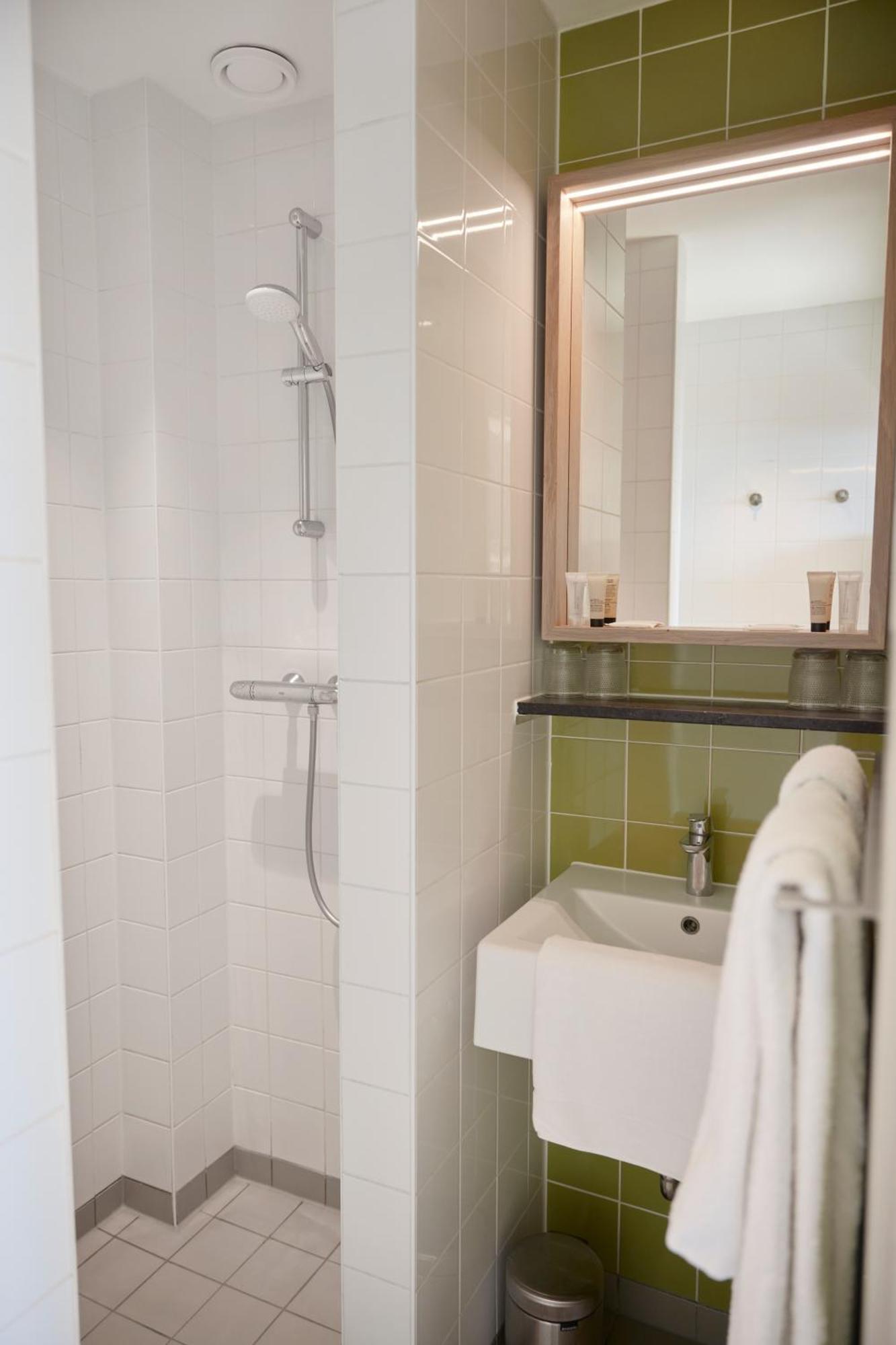 Hotel Oostergoo グラウ 部屋 写真