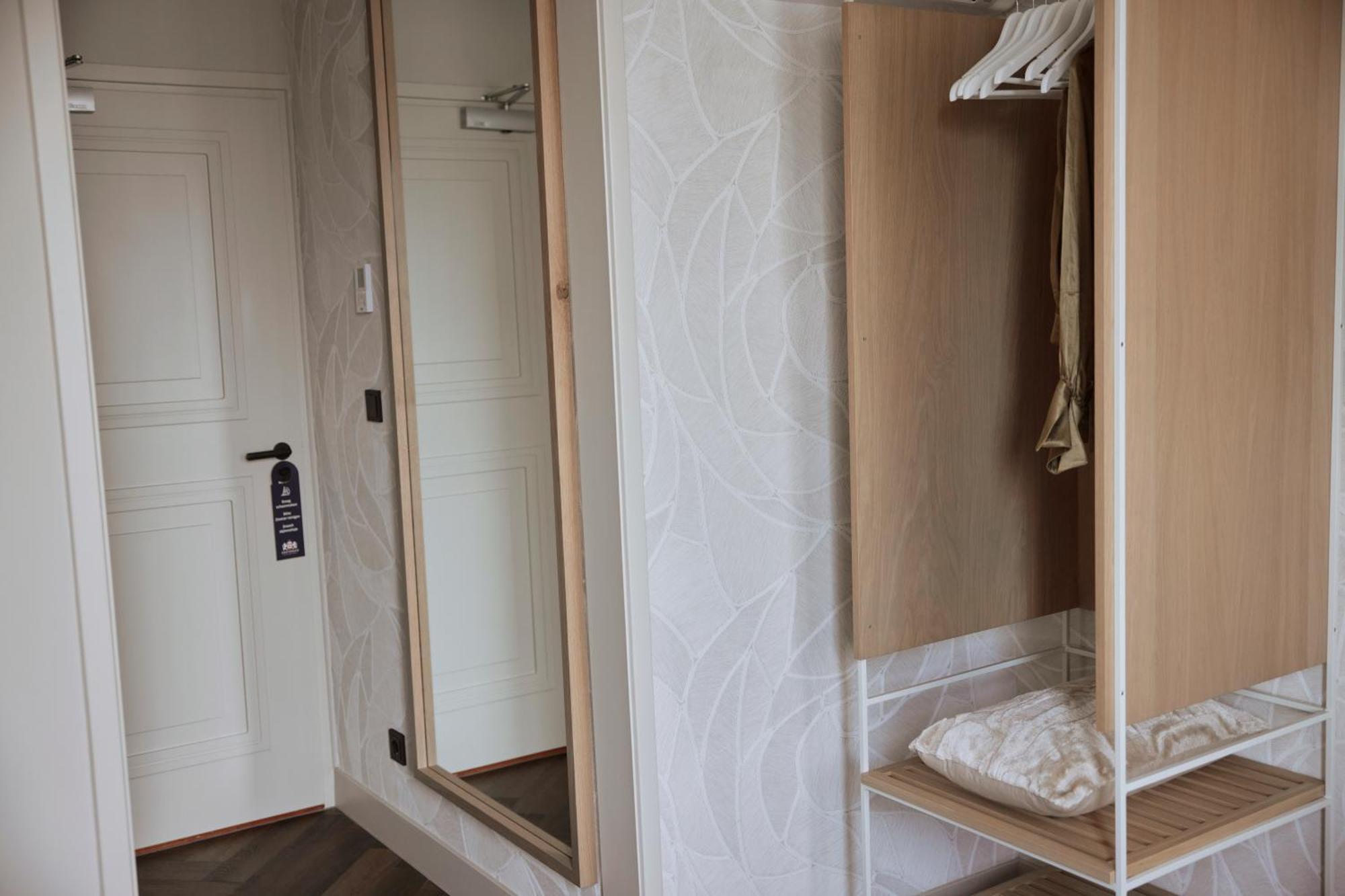 Hotel Oostergoo グラウ 部屋 写真